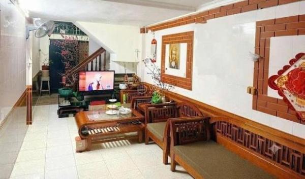Cho thuê nhà ngõ phố Doãn Kế Thiện Mai Dịch Cầu giấy, 45m x ☘ 3 tầng, giá 9tr/tháng