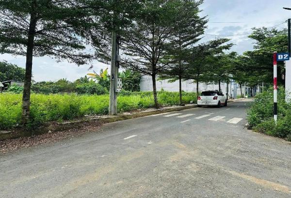 Chỉ 500 triệu, sở hữu ngay lô góc nằm trong kdc mới giáp bửu 🆘 long