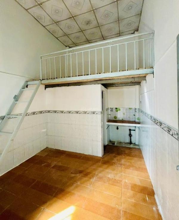 <mark style="background-color: transparent; font-weight: 400; ">Nhượng gấp nhà trọ 300m² trung tâm mỹ phước 3 đang full phòng, có 🏢 sẵn dòng ti</mark>
